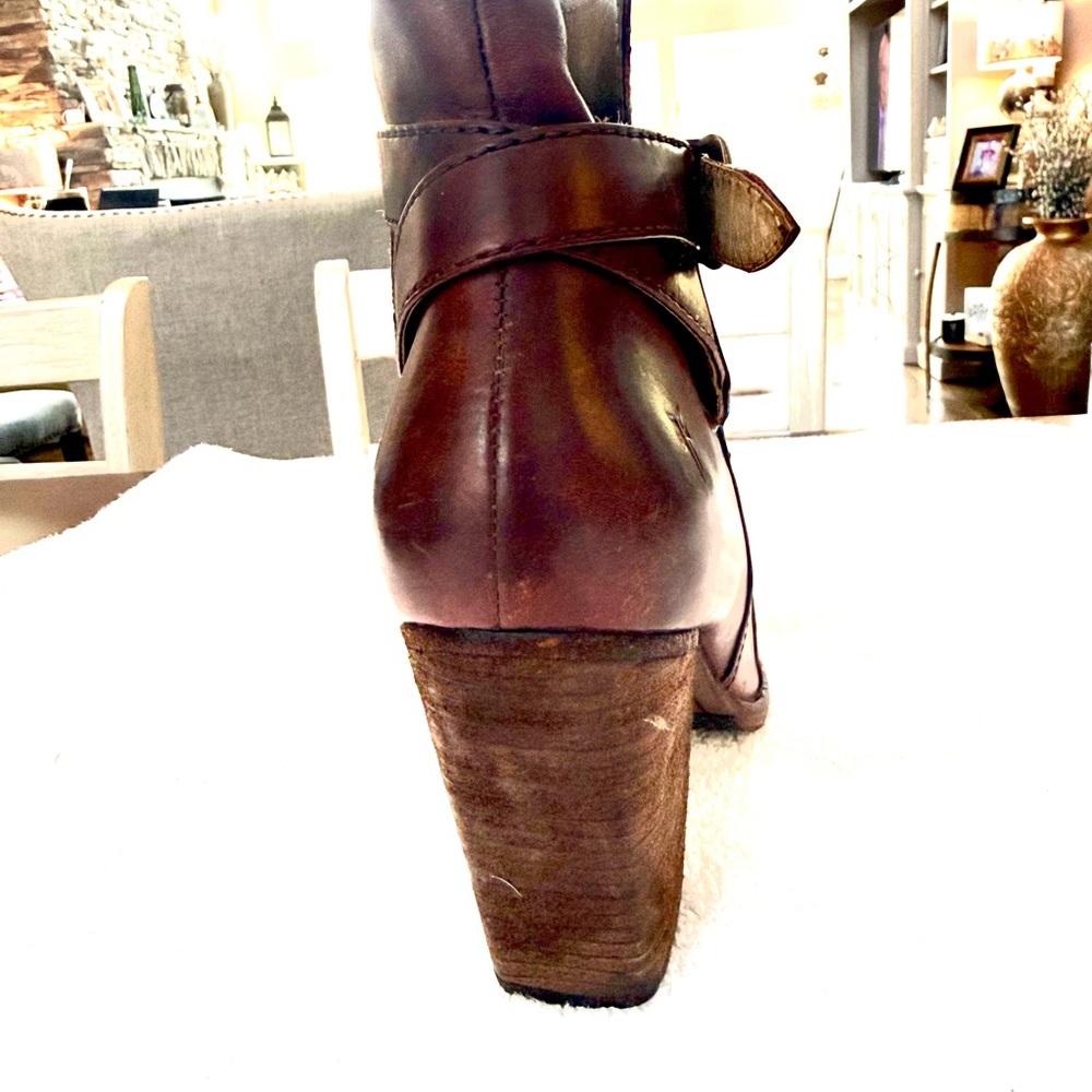 FRYE - Chestnut Leather Ankle Booties (Size 8) - Picture 5 of 8